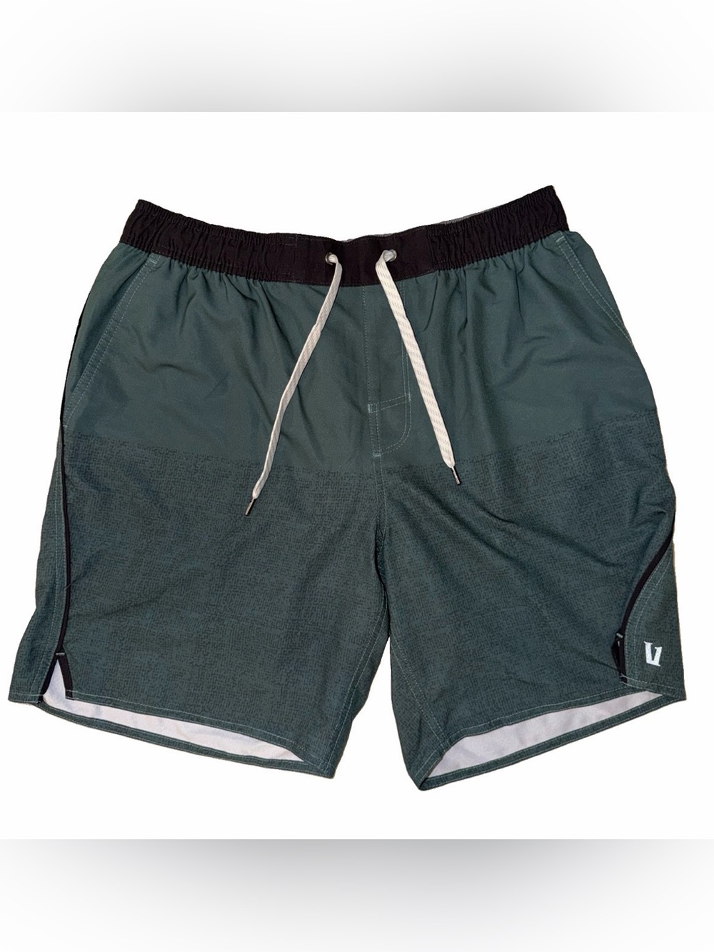 Vuori Trail Forest Green Athletic 7” Performance Shorts Men’s Size Large (LINED)